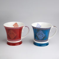 Becher Celtic, 0,3 l, 2fach sortiert, Bone China in blau und in rot