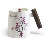 Becher Cherry Blossom mit Holzgriff, 0,4 l